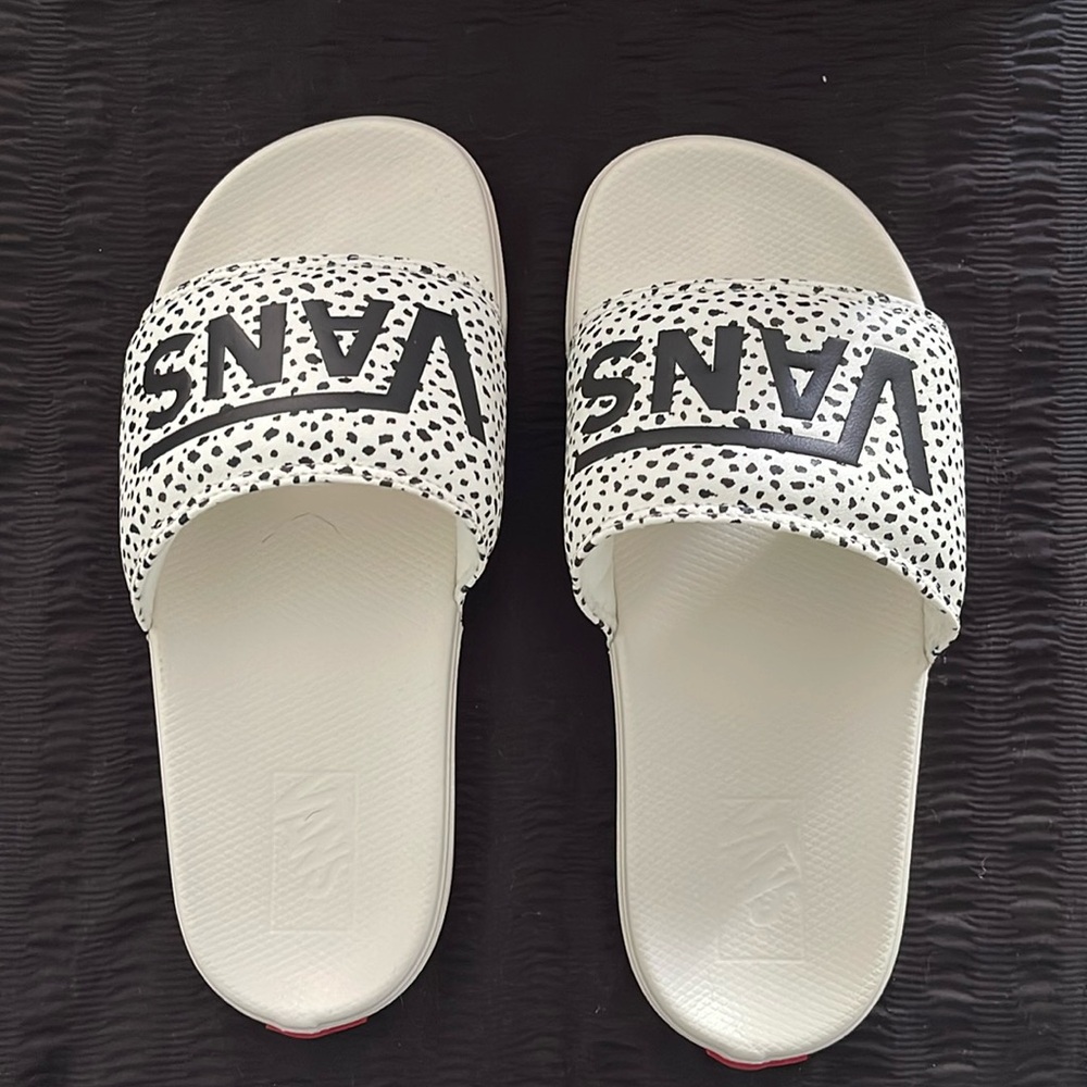 NWT Vans La Costa slides. Size 7